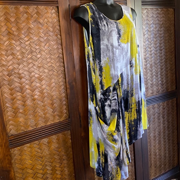 TAKING SHAPE - Aline Tunic Australia 16W - Picture 2 of 10